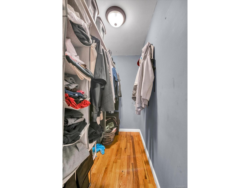Excellent Investment Find! This Semi-Detached Brick Two Family - photo 10