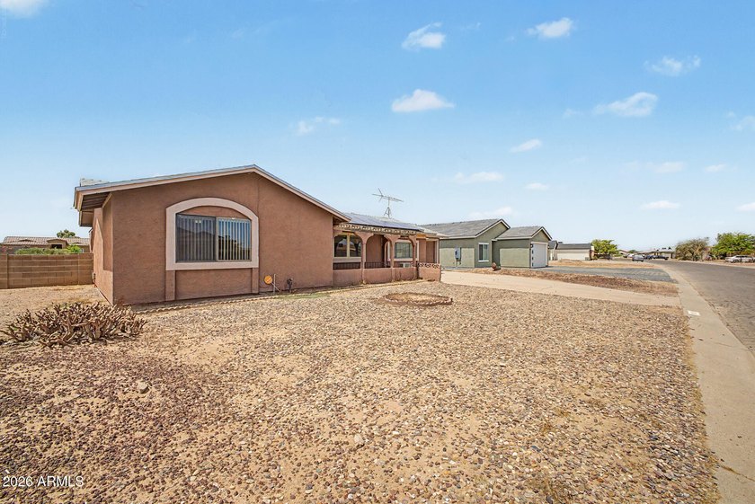 Opportunity awaits! This 3 bedroom, 2 bathroom home offers 1,112 - photo 4