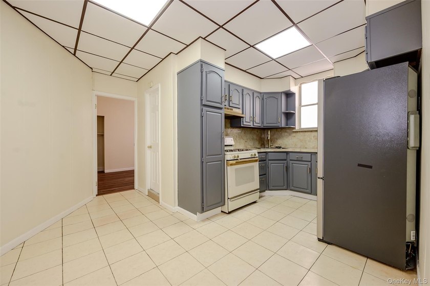 Welcome to a fantastic, income-generating multi-family property - photo 8