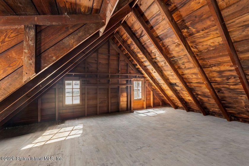 Step into a rare piece of Staten Island history with the iconic - photo 29
