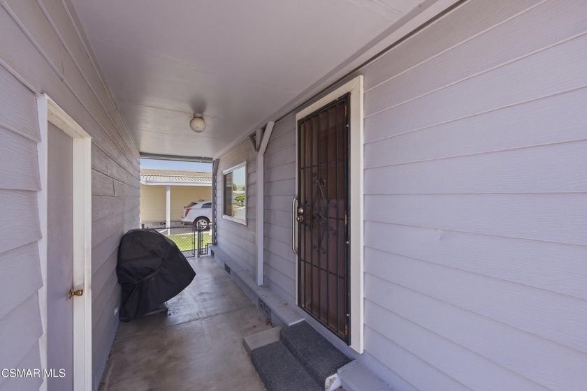 Welcome to Poinsettia Gardens, Ventura's most sought-after 55+ - photo 30