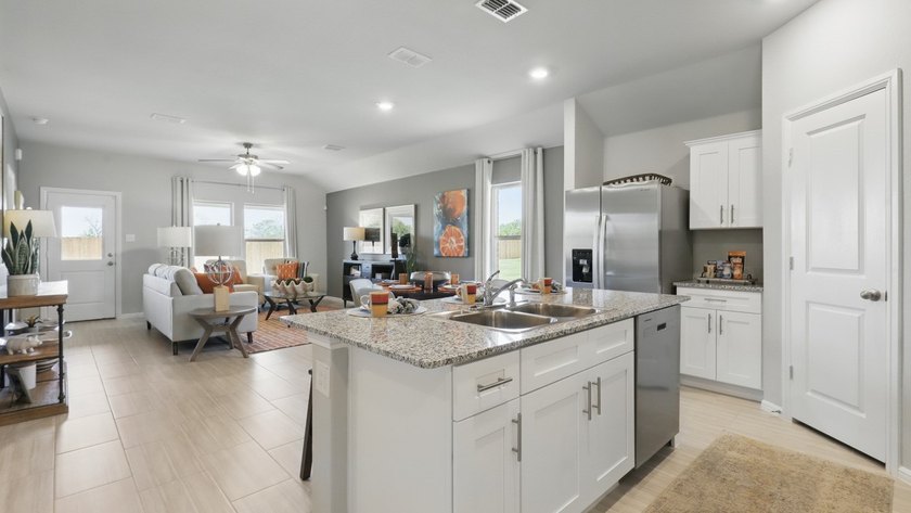 Welcome to D.R. Horton's Fabulous new community of Dry Creek in - photo 5