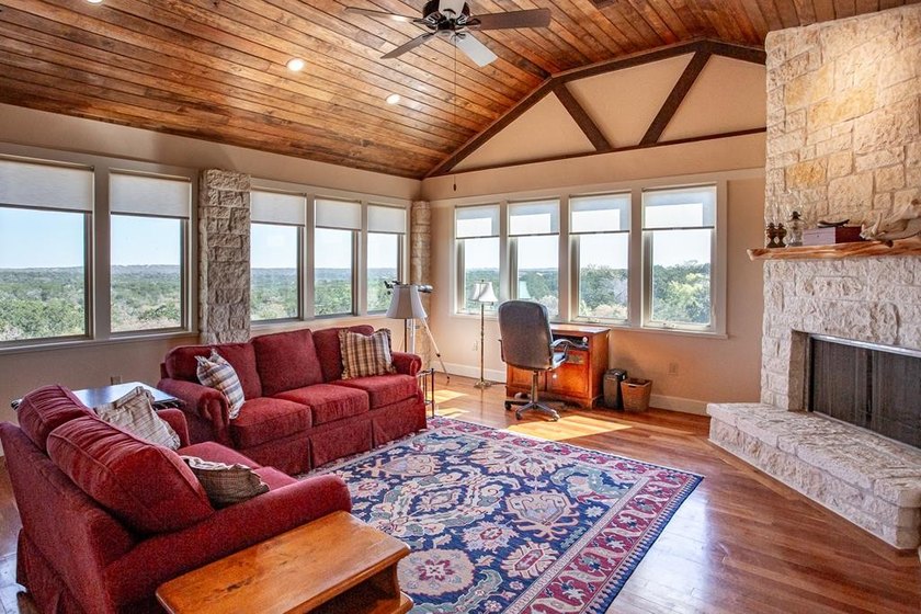 Set on 22.45 wildlife-exempt AC in the heart of the Hill Country - photo 5