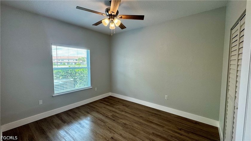 POSSIBLE OWNER FINANCING - TOTALLY RENOVATED 3-bedroom - photo 22