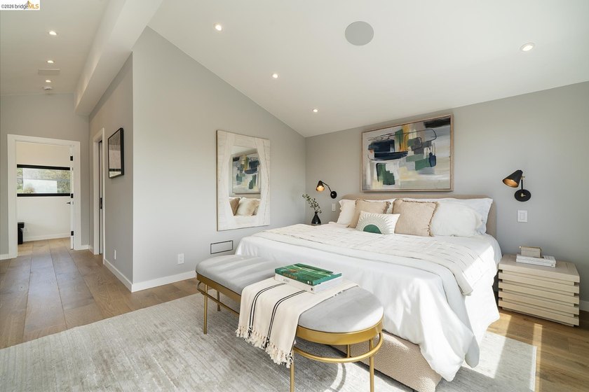 5656 Buena Vista blends meticulous engineering with refined - photo 31