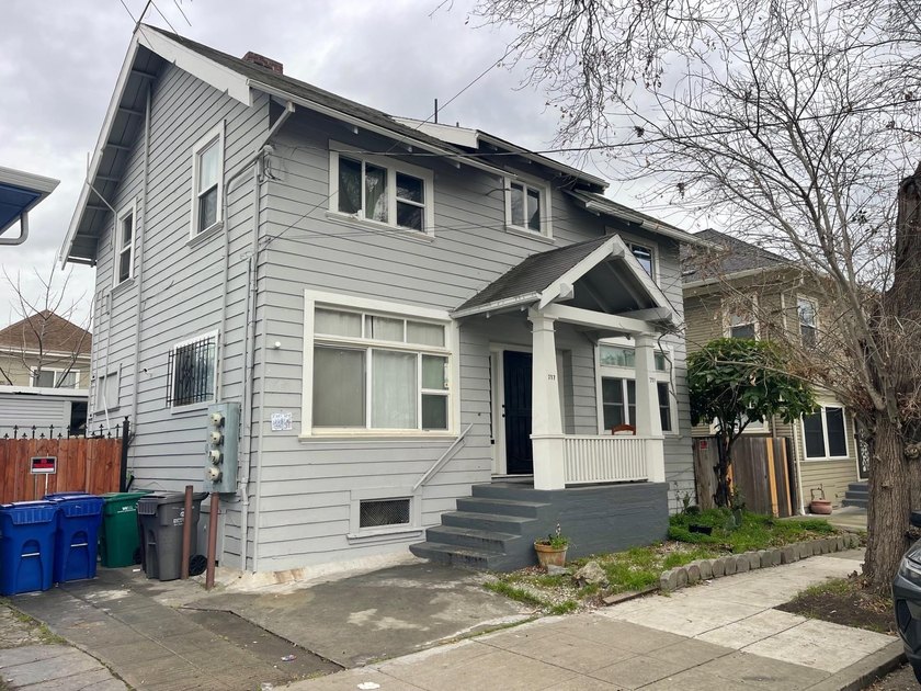 This beautiful 4 plex is on a very nice street close to Hoover - photo 3