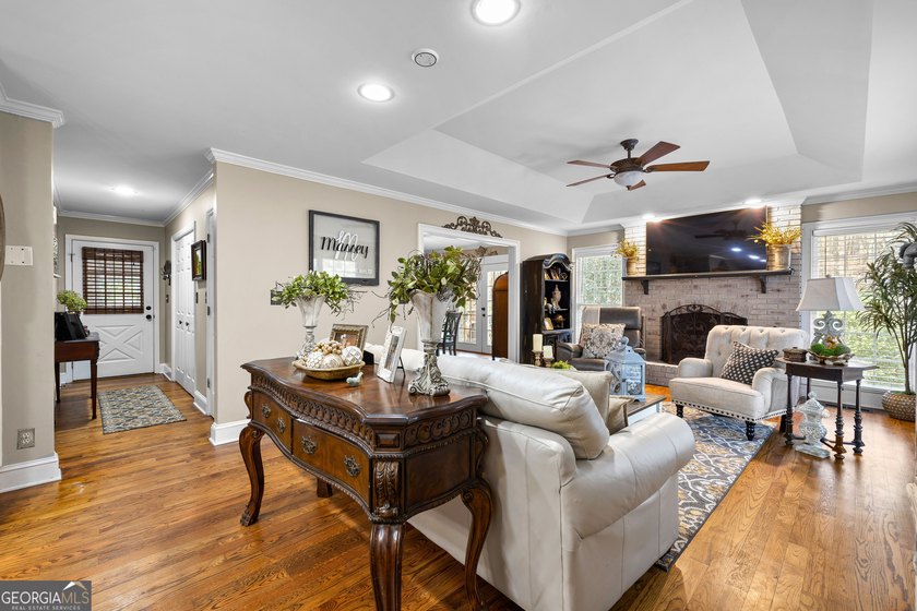 Beautiful 4BR/4.5BA ranch with an optional 5th bedroom in the - photo 27