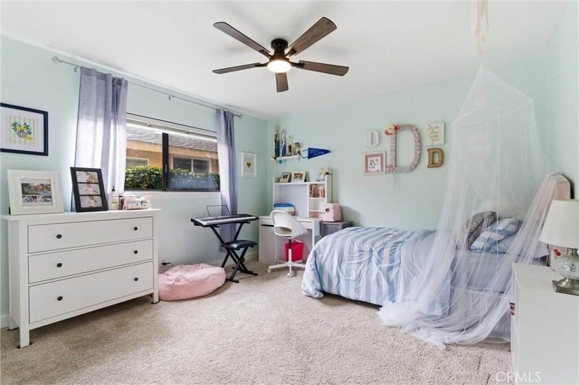 This one is a rare find, so you better act fast! 2,000 sq. ft - photo 31