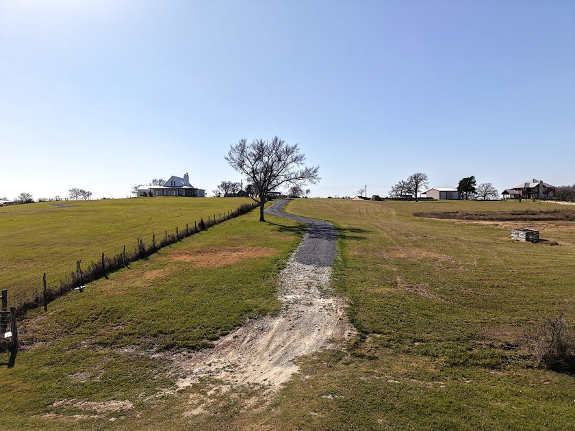 Waterfront Lot with 6.06 Acre Waterview Tract - photo 9