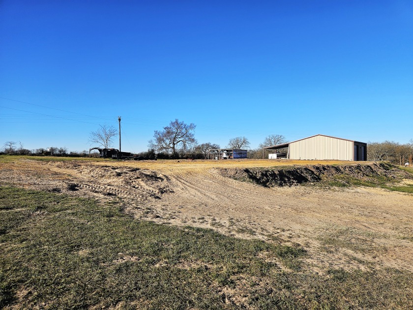 Waterfront Lot with 6.06 Acre Waterview Tract - photo 10