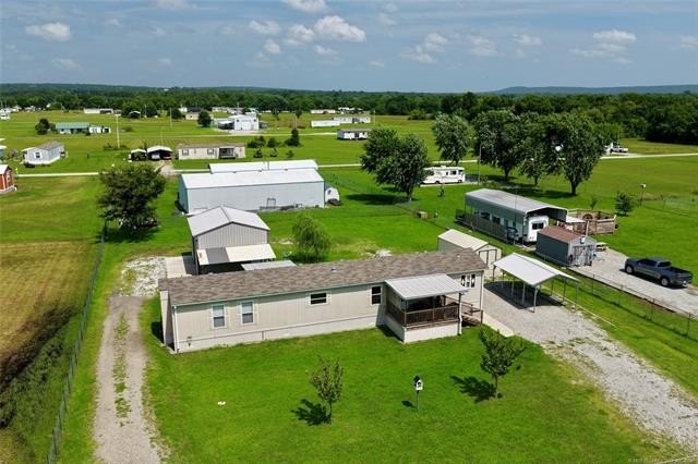 Welcome to lake living in the desirable Belle Starr Addition on - photo 3