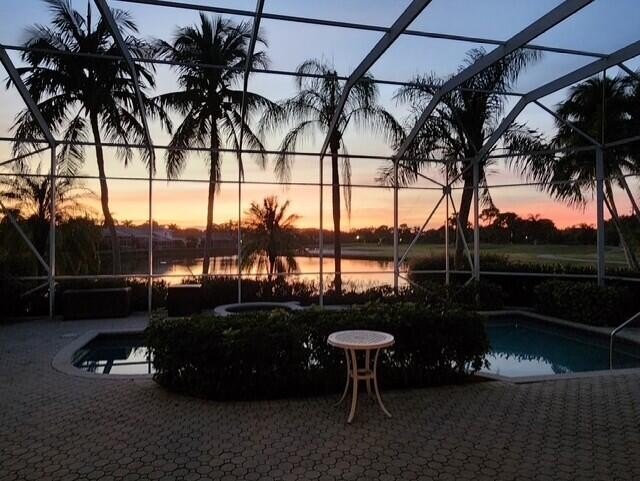 Nestled in the highly sought-after Ballantrae gated golf course - photo 6