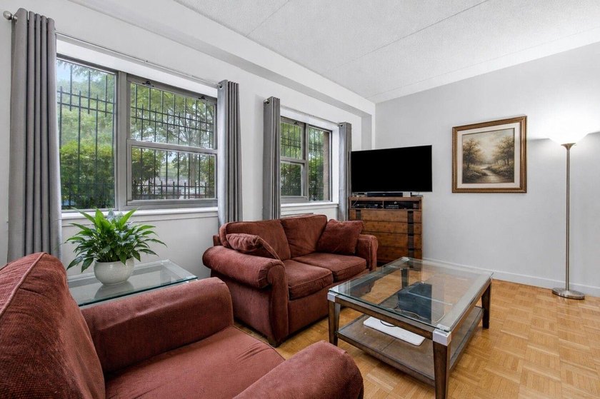 Welcome to Residence 109 at The Maynard, where timeless Brooklyn - photo 7