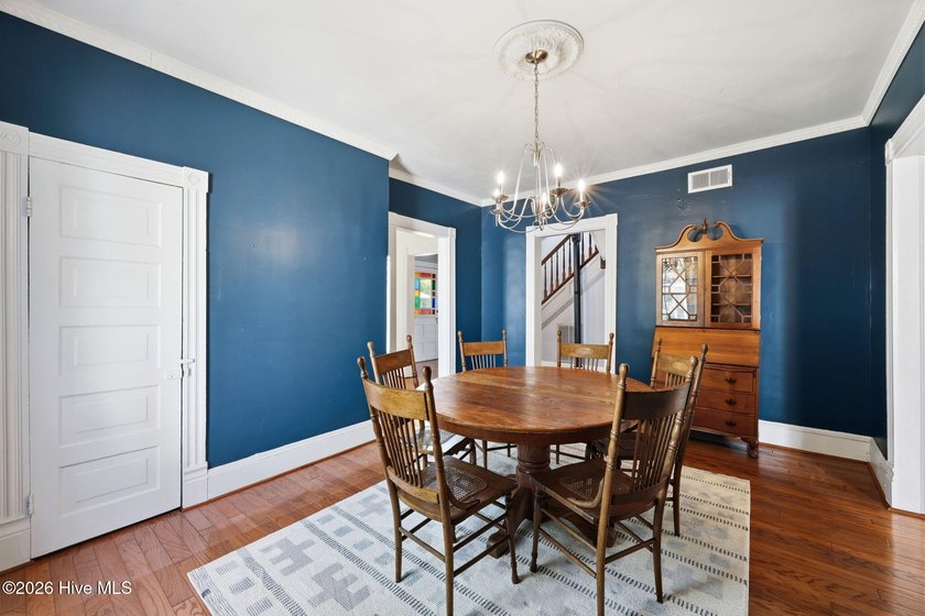 Experience stunning waterfront living directly across the Neuse - photo 12
