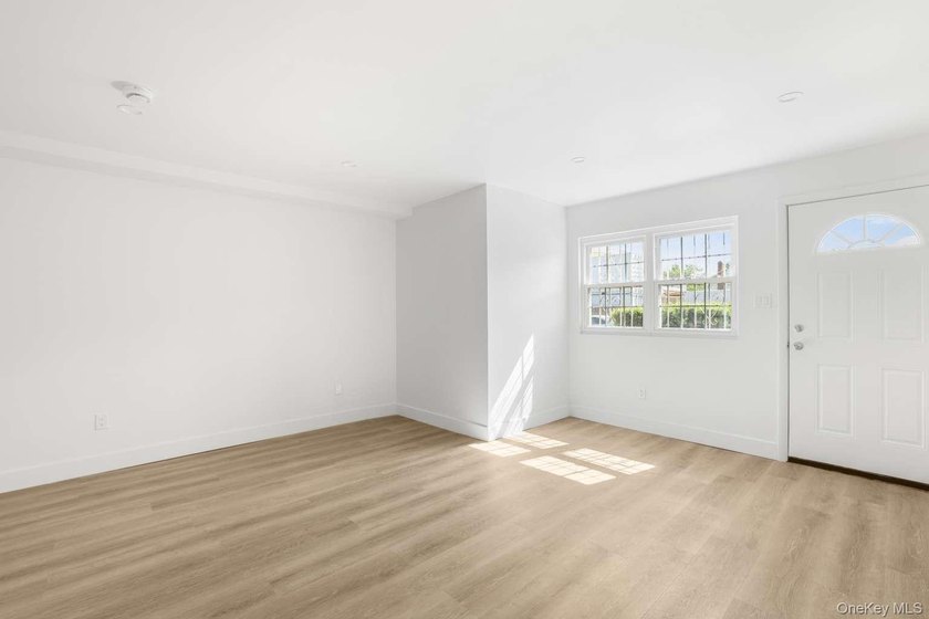 This is a first-floor apartment (not a basement apartment) - photo 6