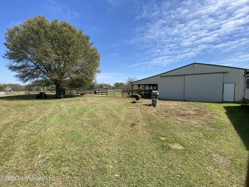 **Dream Horse &amp; Homesteader Paradise - 20 Acres in Lucedale, MS! - photo 23