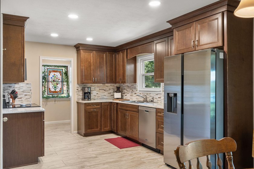 LAKEFRONT living with the view and access you've been searching - photo 8