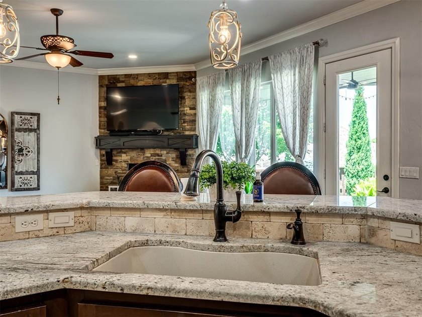 Discover a lifestyle of comfort, convenience at 2709 Stetson DR - photo 22