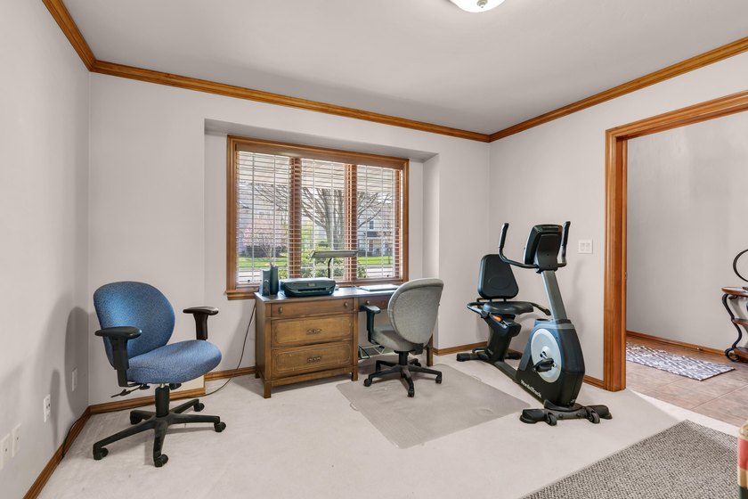 Welcome home to this beautifully maintained property offering - photo 17