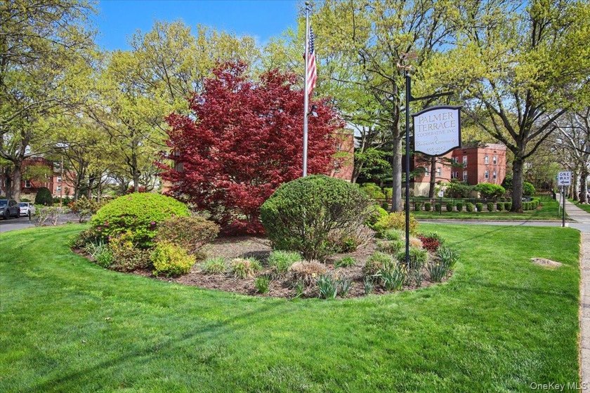 Welcome to your new home. This beautiful and totally renovated 2 - photo 38