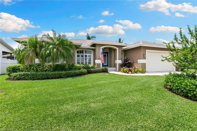 Experience the Marco Island lifestyle at an incredible price in - photo 2