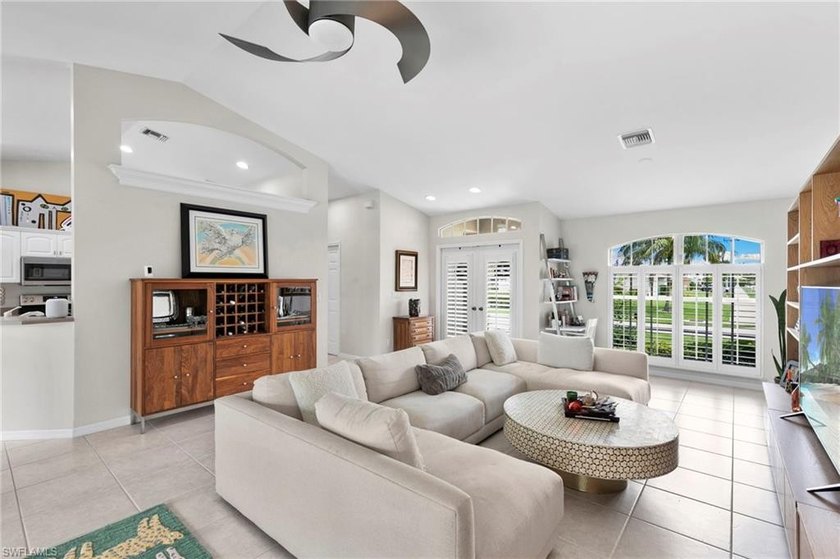 Experience the Marco Island lifestyle at an incredible price in - photo 7