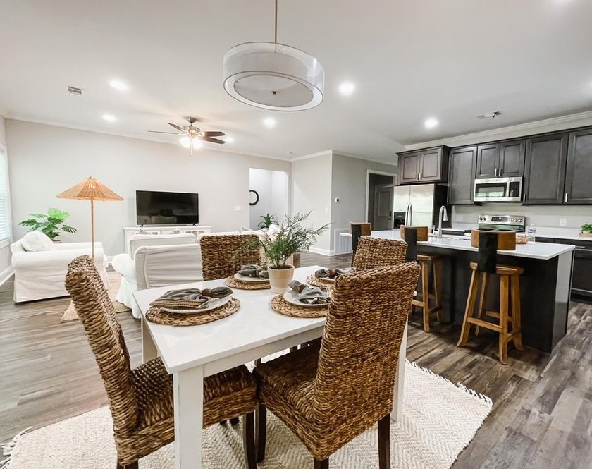 Step into a brand-new home within the recently developed - photo 8
