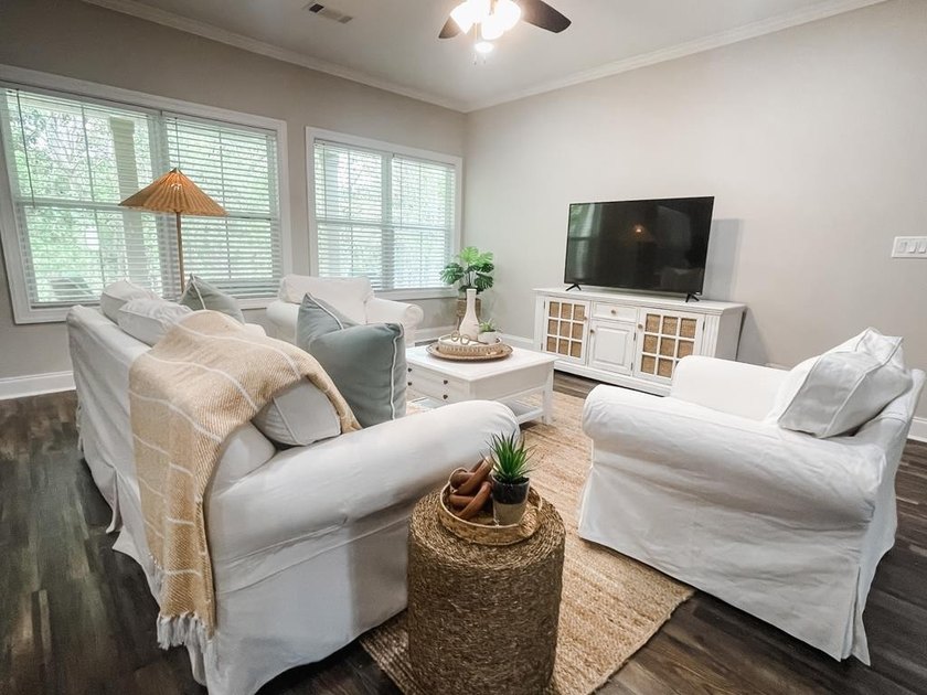 Step into a brand-new home within the recently developed - photo 9