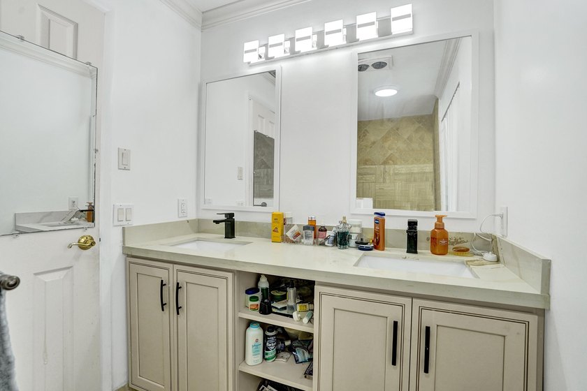 Don't miss this spacious turn key updated 5-bedroom, 3-bath - photo 40