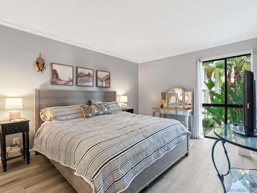 FHA &amp; VA Approved. Welcome to Hyde Park Villas in San Carlos! - photo 16