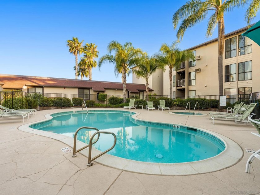 FHA &amp; VA Approved. Welcome to Hyde Park Villas in San Carlos! - photo 29