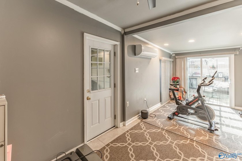 Beautiful townhome with loads of updates! Spacious living room - photo 8
