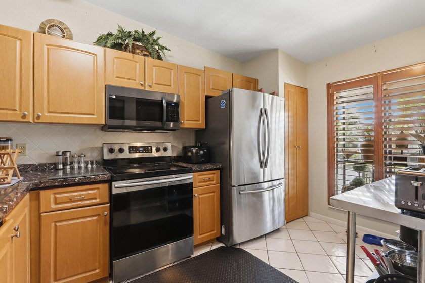 Welcome to the desirable 55+ community of Park Pointe in - photo 16