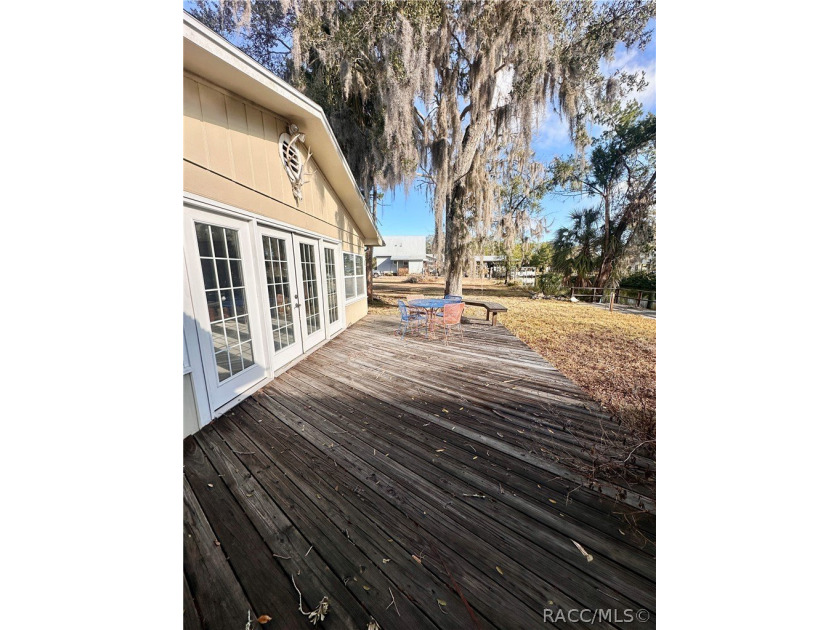 Rare opportunity to secure a prime waterfront property in Old - photo 22