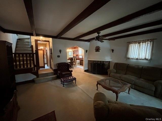 Welcome to this beautiful, detached Tudor styled home situated - photo 2