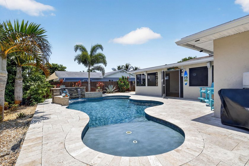 Welcome to your own private tropical oasis in this beautifully - photo 15