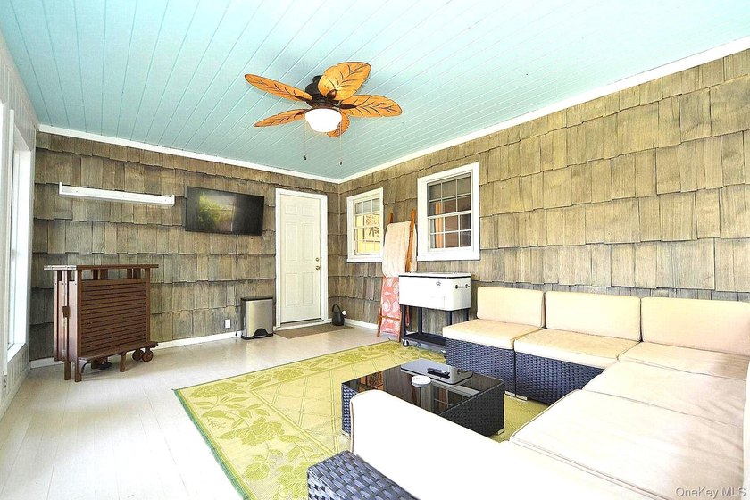 Welcome to this Pristine substantially updated, Open Floor Plan - photo 10