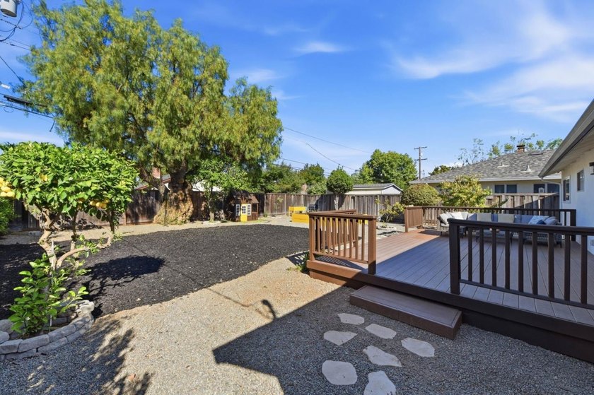 Perfectly situated just off the corner of Strafford, this - photo 20