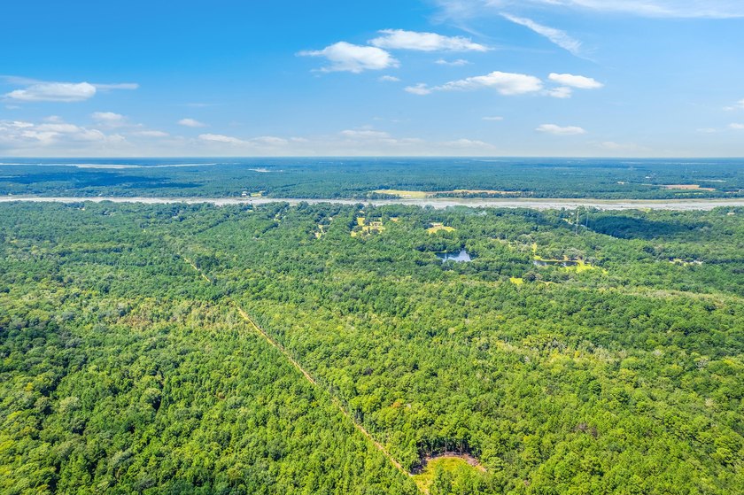 Discover the perfect blend of privacy, potential, and proximity - photo 8