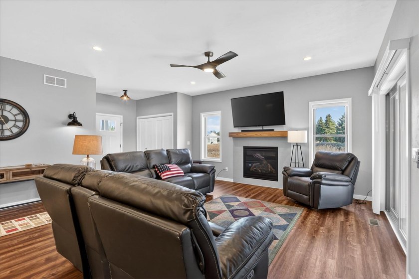 Welcome home to this beautifully designed 2025-built condo - photo 6