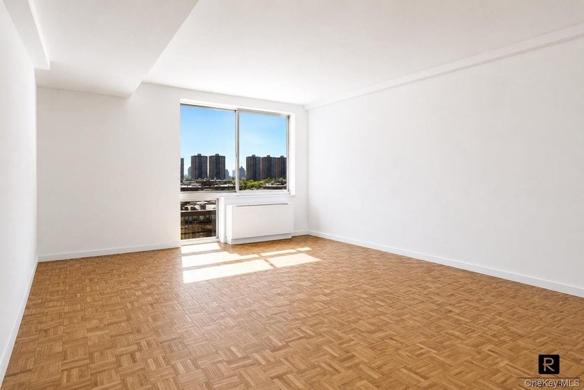 Renovated High-Floor One-Bedroom at The Langston. Welcome to - photo 2