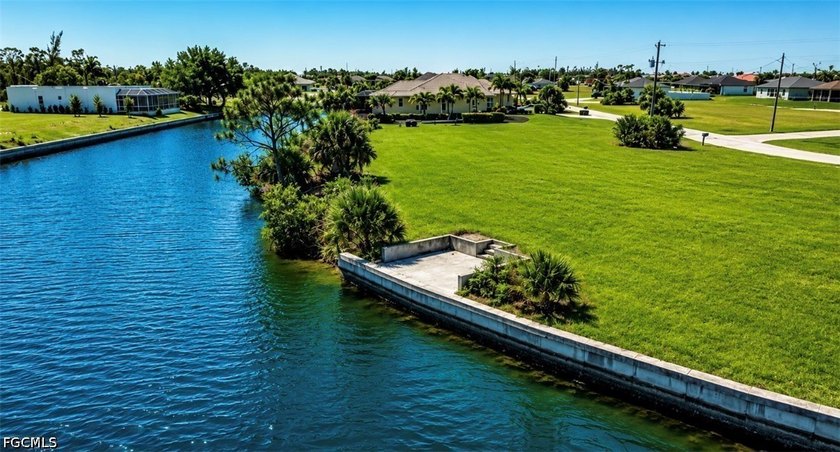 **Build Your Dream Waterfront Estate in Paradise!** Exceptional - photo 3