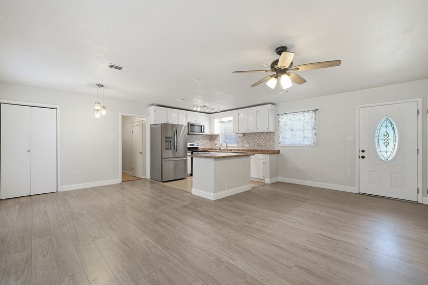 *VA assumable rate of 2.375%* *Paid-off solar panels* Welcome to - photo 11