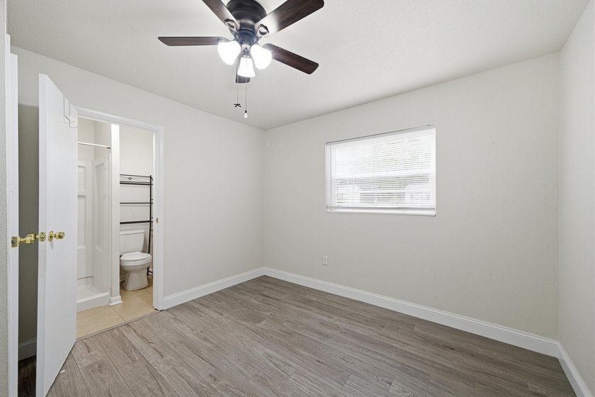 *VA assumable rate of 2.375%* *Paid-off solar panels* Welcome to - photo 20