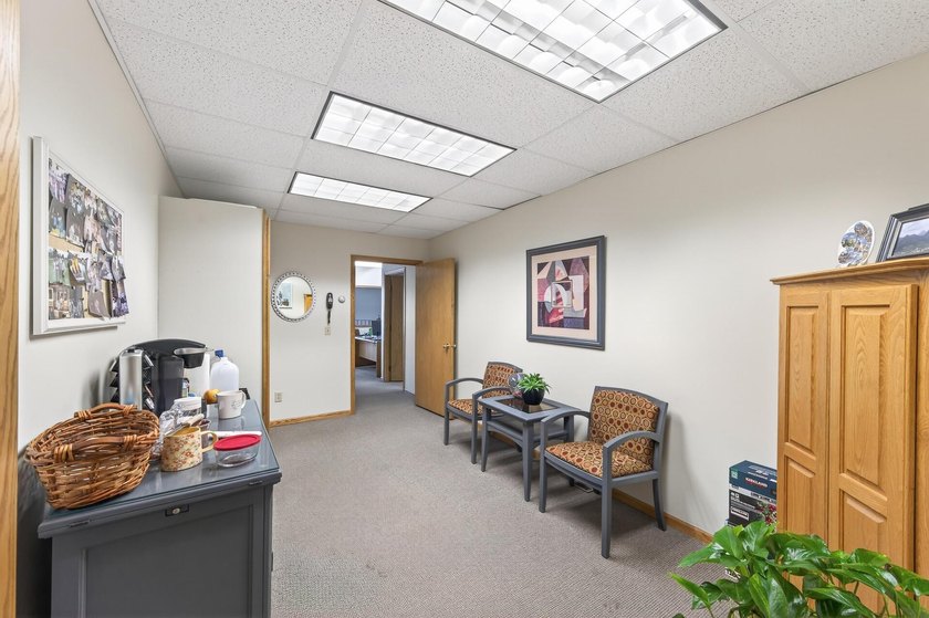 Don't pass on this one!!! Exceptional Downtown Cambridge - photo 22