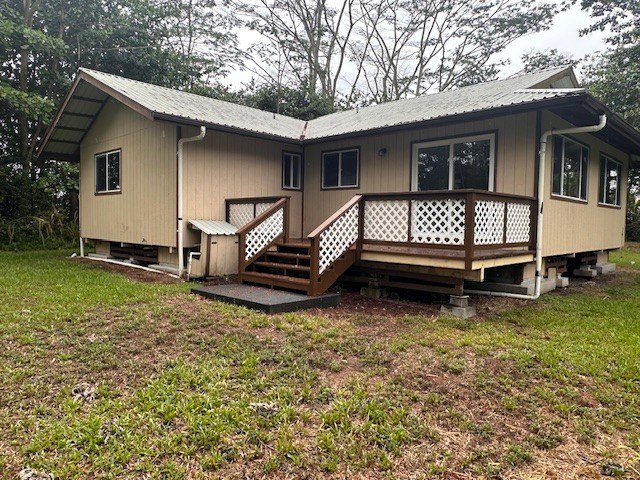 Turn this home into your piece of paradise. Needs some cosmetic - photo 3