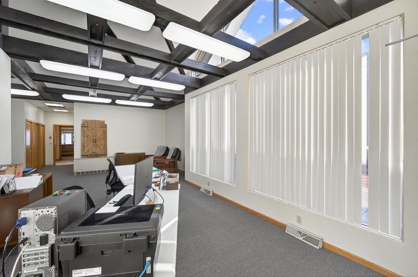 Don't pass on this one!!! Exceptional Downtown Cambridge - photo 30