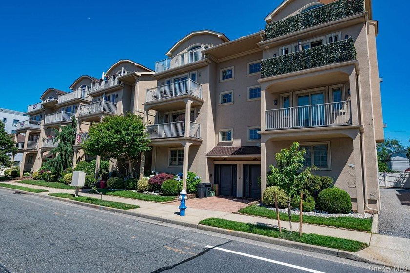 Welcome to your perfect seaside retreat in the heart of Long - photo 2