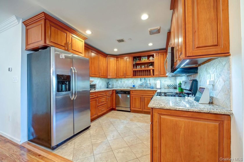 Welcome to your perfect seaside retreat in the heart of Long - photo 4
