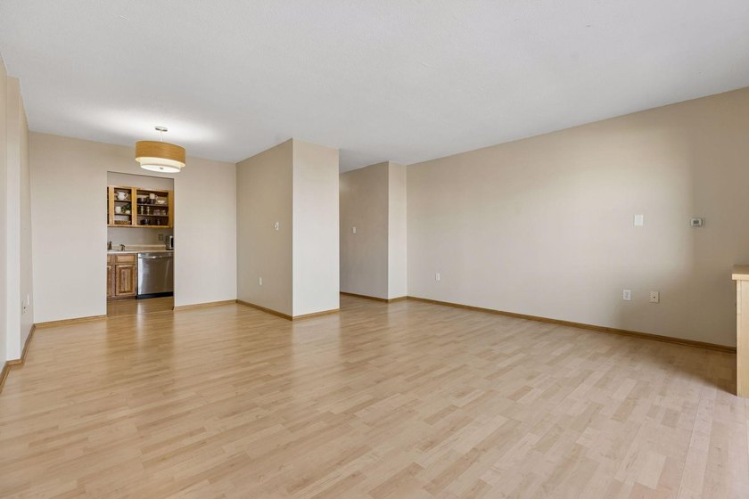 Welcome to Summit House unit 1212 - You will not find a more - photo 12